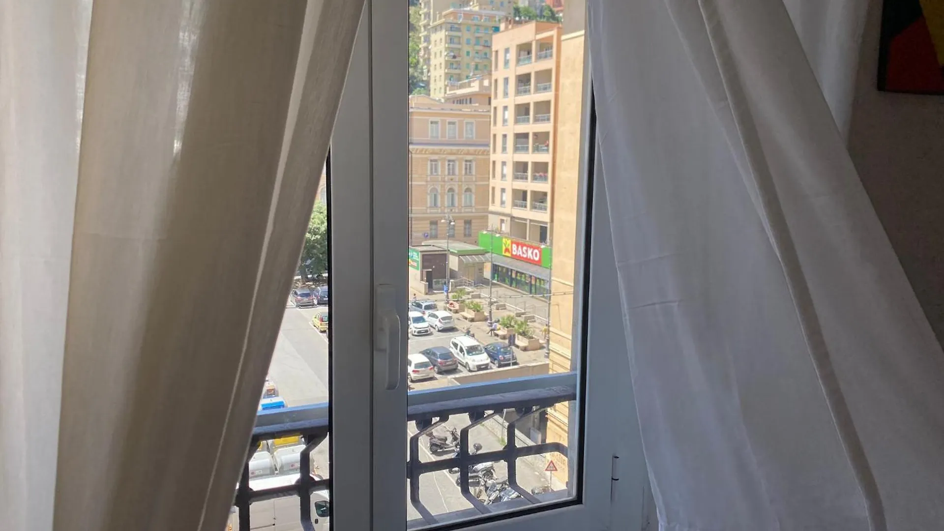 Apartment Kate On The Port Genoa Italy